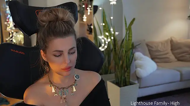 Chatroom XXX en direct de Lady--M