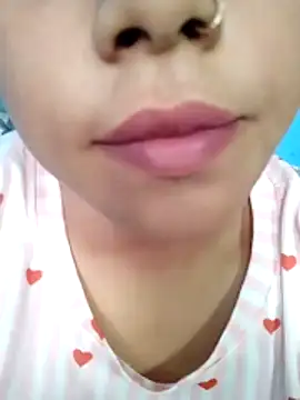 Živý XXX chat Anki-doll
