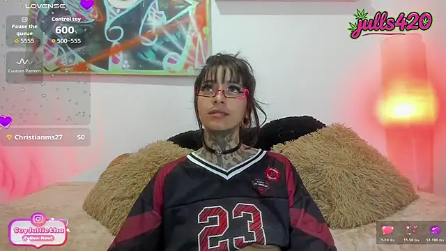 Czat XXX na żywo – Julls420_