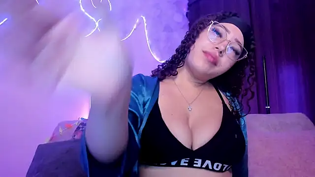 Czat XXX na żywo – liz_martins1