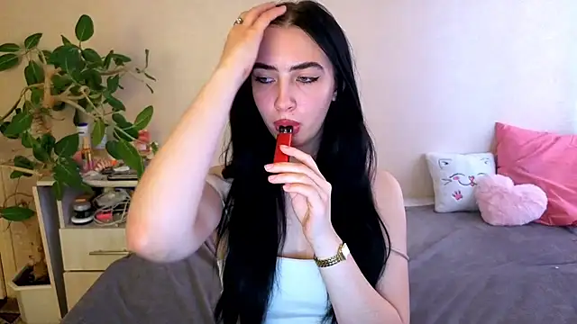 Czat XXX na żywo – WildKittenX_