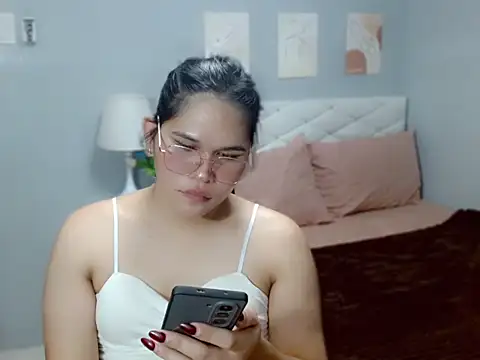 AlianaFord – Naživo XXX chat