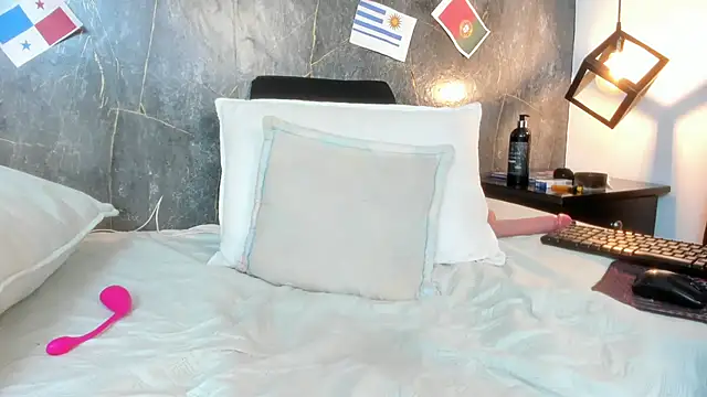 צ'אט XXX בשידור חי של SexxyPamela