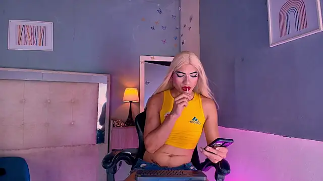 Czat XXX na żywo – Emily_Castillo_1