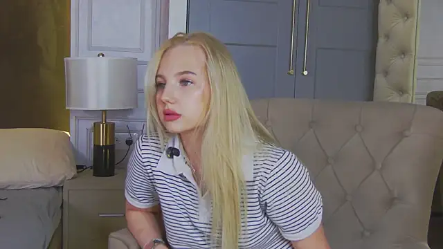 Czat XXX na żywo – Sky_Cutie