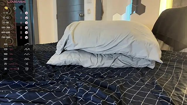 LouisDoux's Webcam Show