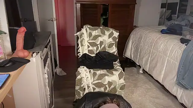 XXX chat uživo modela DylanBrook