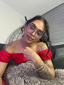 Czat XXX na żywo – Samantha_Bernardo