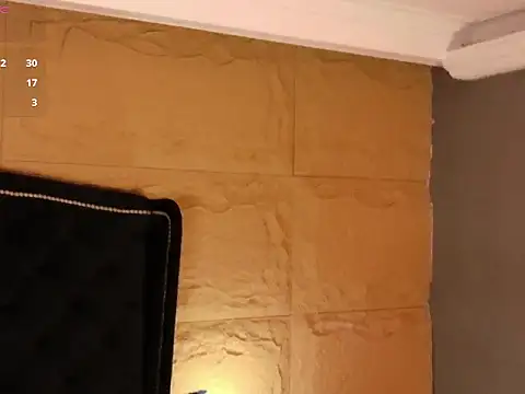 OliverWyse's Live XXX Chat
