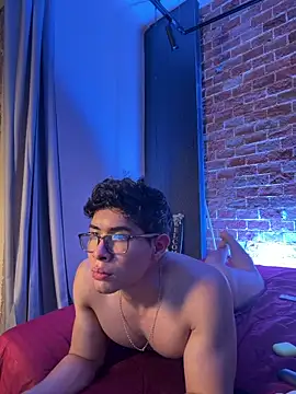 GrayAndrews Live XXX-Chat