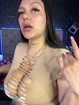 Miia__Taylor Chat XXX live