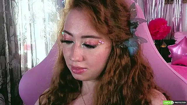 Chat +18 de TinaBrook ao vivo