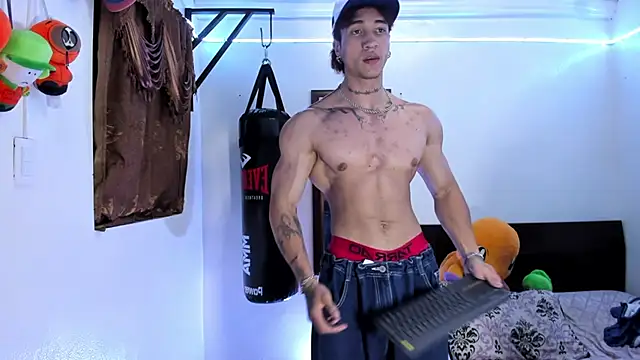 Chat XXX en directo de Bull__fit