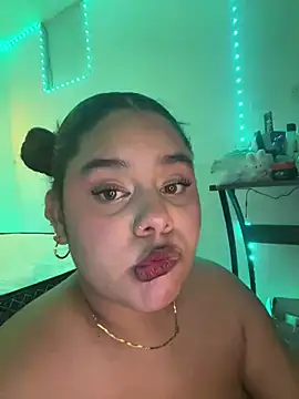 Anabelle_00_ Adlı Modelin Canlı XXX Sohbeti