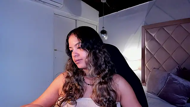 dulce_lyraa1のライブXXXチャット
