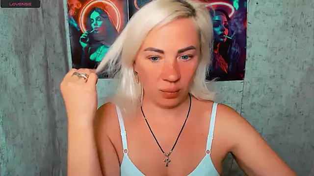 Živý XXX chat EmmaCat_