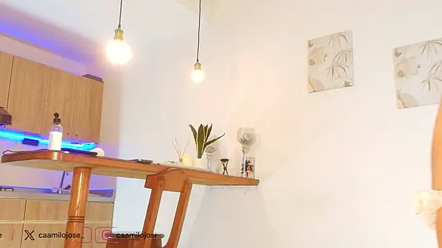 Milo_K – Naživo XXX chat