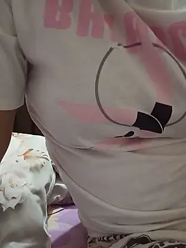 Chat +18 de Tanha18 ao vivo