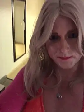 ashleyxoxott webkamerás műsora
