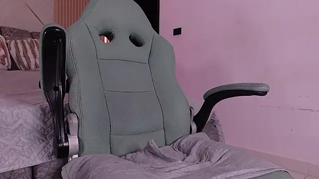 دردشة mister_miike الجنسية المباشرة