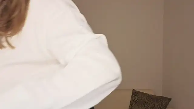 Helens_loveのライブXXXチャット