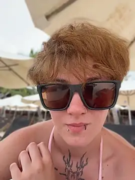 IceMur Live XXX-chat