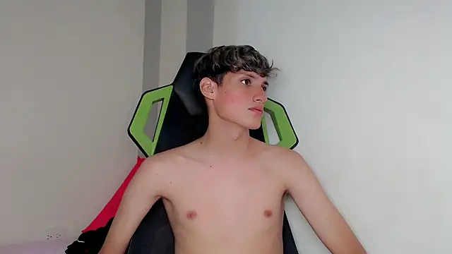 Pablito_junior live XXX chat
