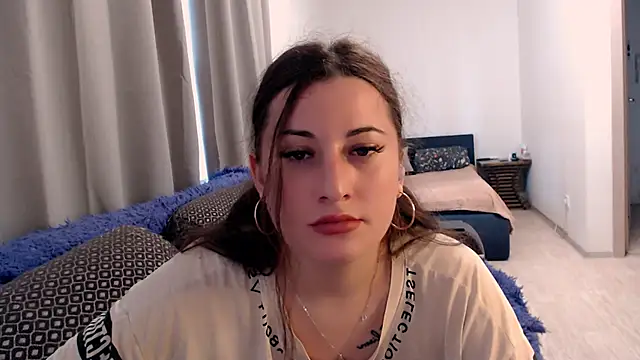 Helen_Adams_ Adlı Modelin Canlı XXX Sohbeti