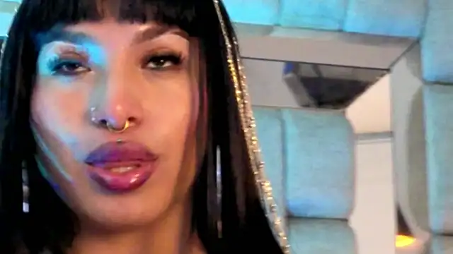Chat XXX ao vivo de MeelFox