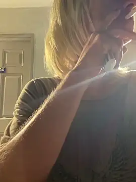 TiffaneyLoven Live XXX chat