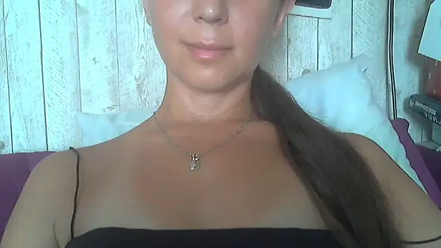 Czat XXX na żywo – Bella--White