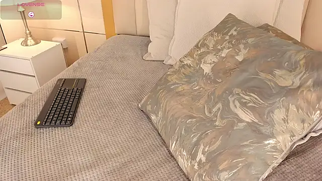 TahliaMoreau's Live XXX Chat
