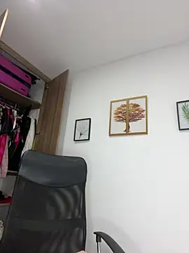 Chat +18 de Tamyjenkins1 ao vivo