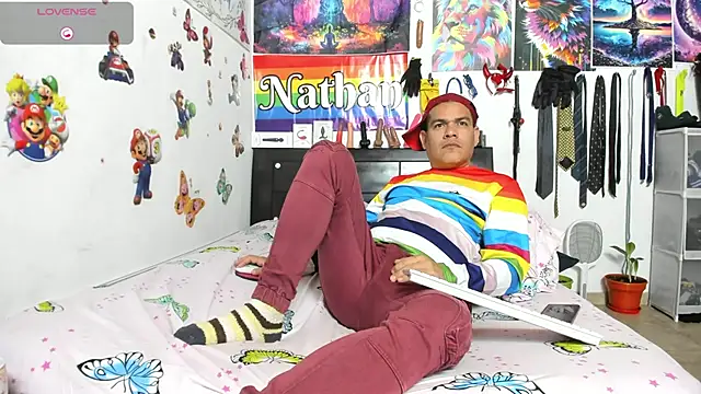 nathannathaniel's Webcam Show