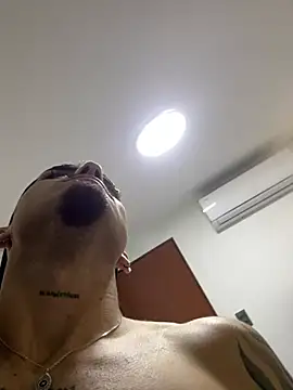 NikoStone_ লাইভ XXX চ্যাট