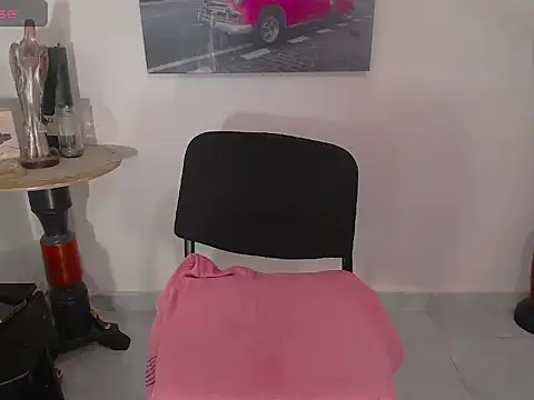KeysyCFire Chat XXX in diretta