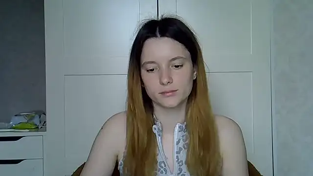 KatteLightX Chat XXX in diretta
