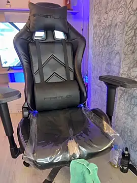 saracaball_'s Live XXX Chat