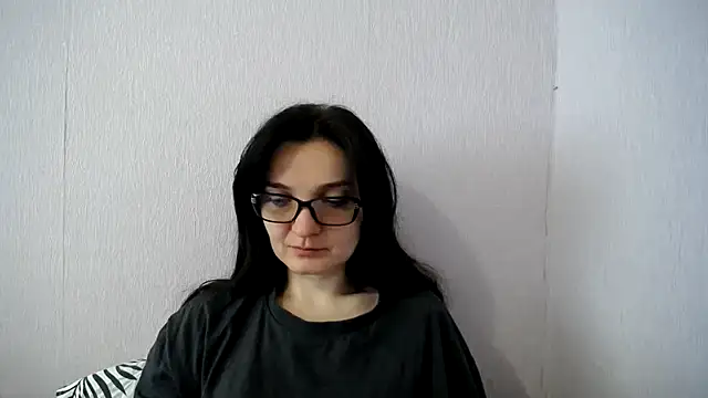 Shiny_gine's Live XXX Chat