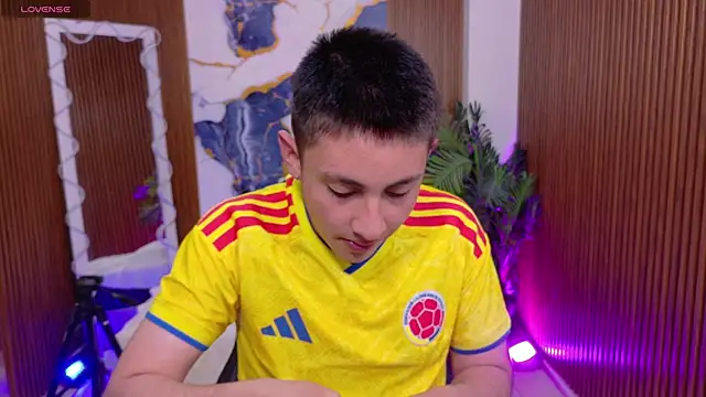 Andres_Tay élő XXX-chatje