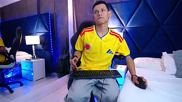 ThiagoFerrer_ – Naživo XXX chat