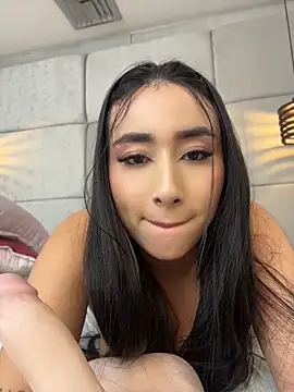 IvonneOwen Chat XXX in diretta