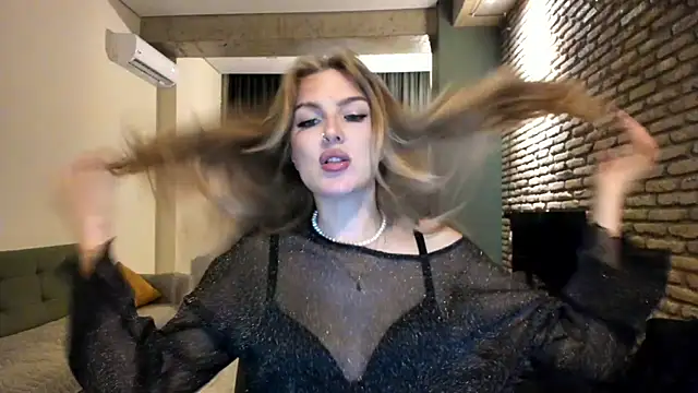fifteenpoem Chat XXX in diretta