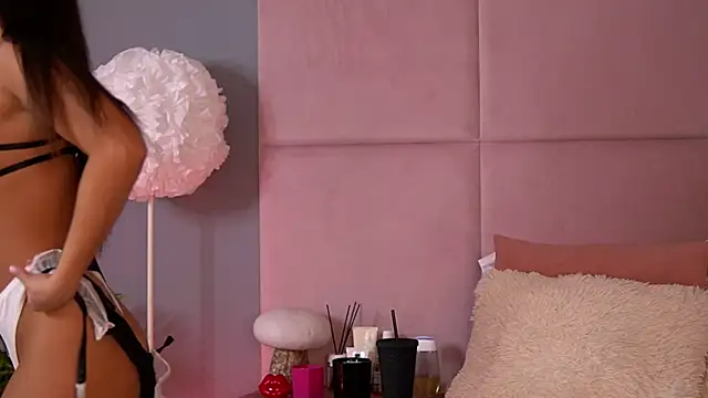 AlmaLuv Live XXX-chat