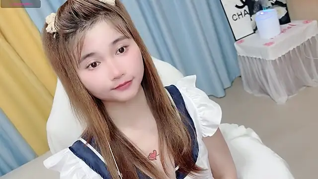 Živý XXX chat di-or-