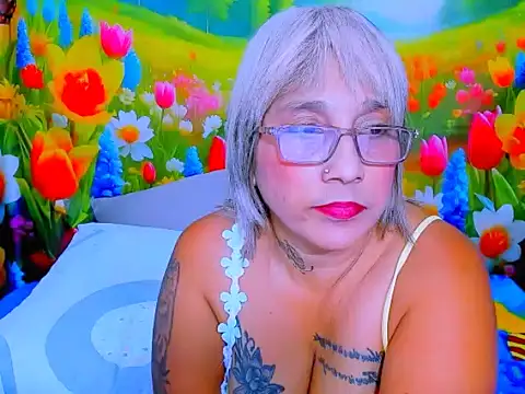 indianroxy Live XXX-chat
