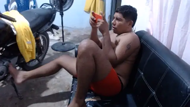 master_juju1924's Live XXX Chat