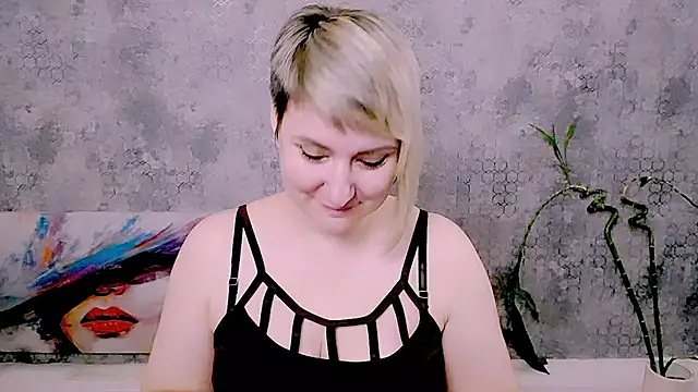 Djullia 라이브 XXX 채팅