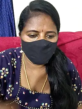 צ'אט XXX בשידור חי של Siri_telugutamil95