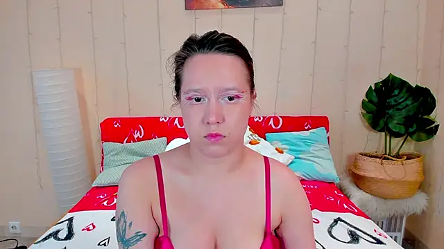 צ'אט XXX בשידור חי של Mira_Karter